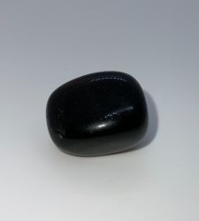 BLACK TOURMALINE gemstone