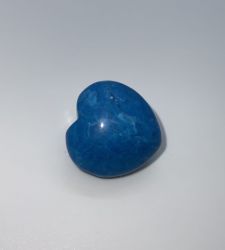 HEART BLUE HOWLITE