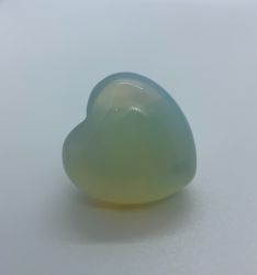 HEART OPALITE ( moonstone)
